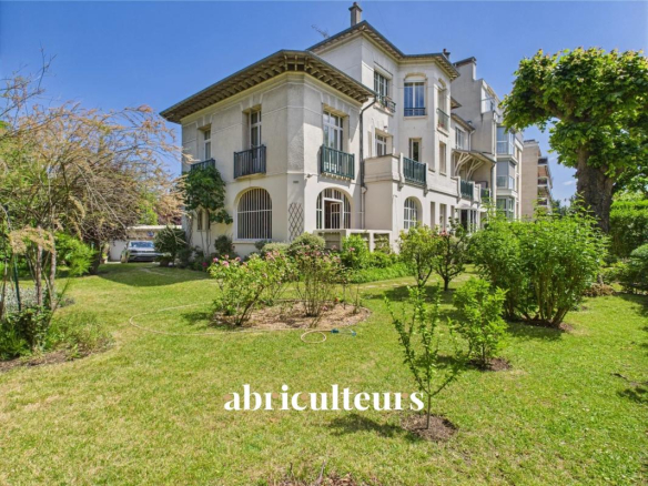 Grand T6 de 165m² avec sublime jardin – Saint-Mandé / Lac Daumesnil – Paris 12
