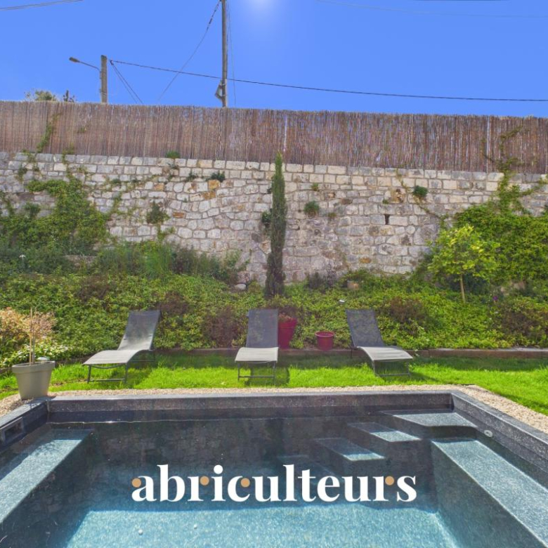 Magnifique T2 avec balcon ? 61 m² ? Paris 11