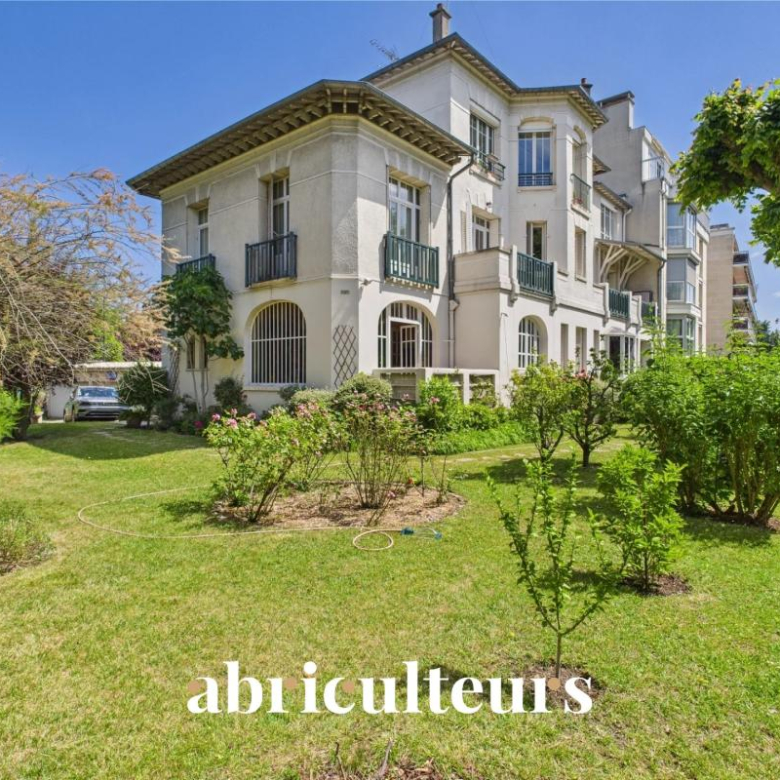 Appartement 3 pièces –  Balcon plein sud ?  Climatisation – Saint-Mandé