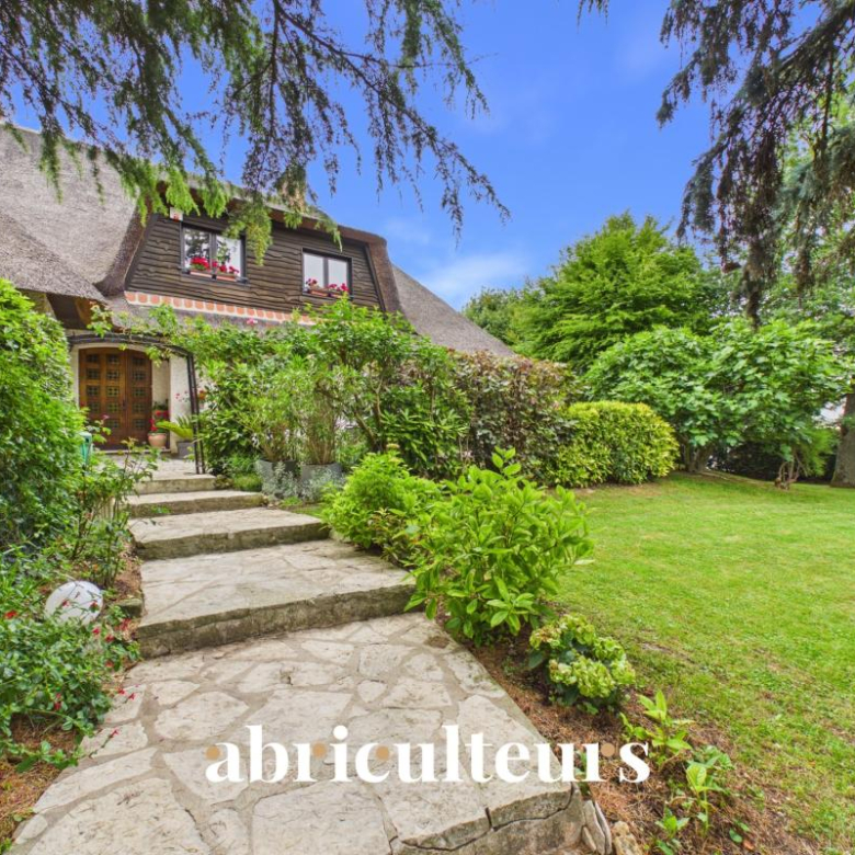Charming country house with swimming pool near Cannes-Mougins Golf Course