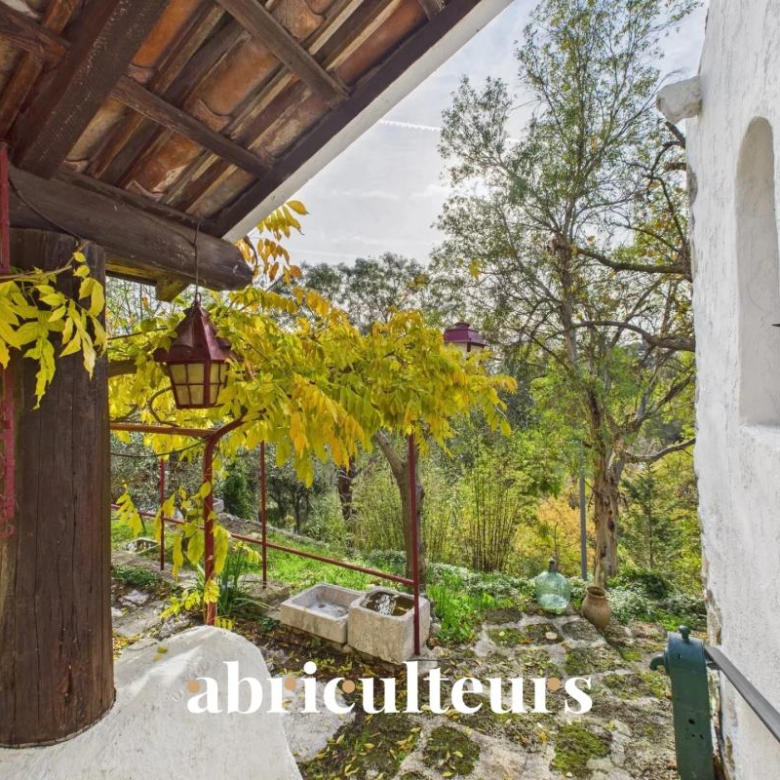 Appartement familial – 188 m² – 7 pièces – Charme de l’ancien – Saint-Mandé