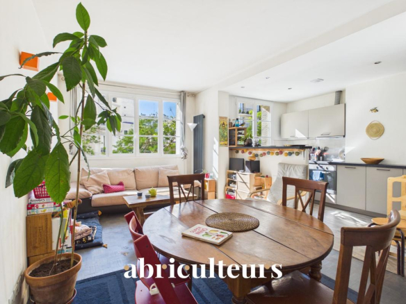 Bright 2-bedroom apartment of 63 m² – Michel Bizot – Paris 12