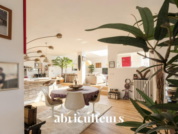 Grand loft indépendant de 176 m² – Colombes Centre-Gare