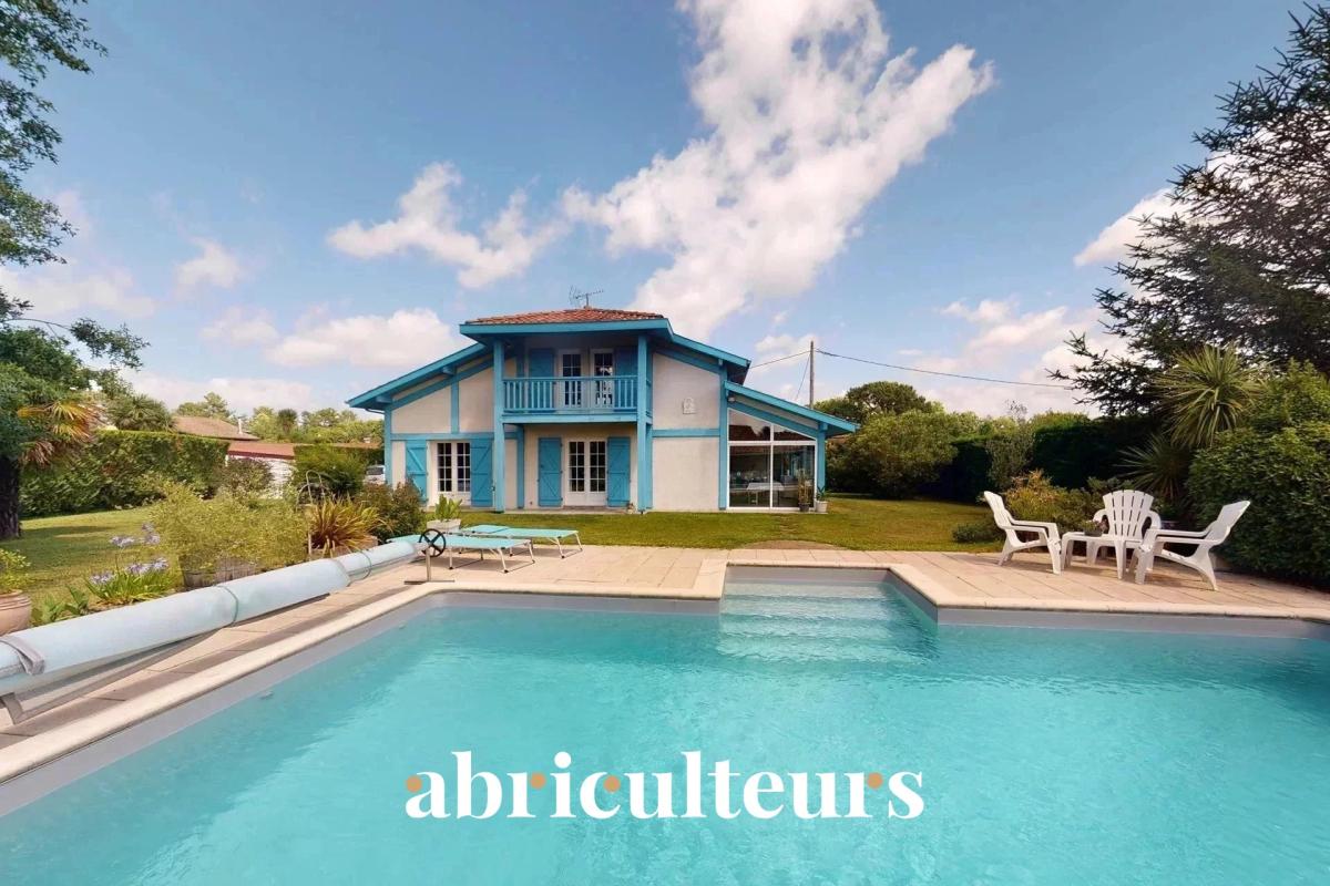 Belle maison Landaise 5 pièces -Terrain arboré -1788m2 – Piscine