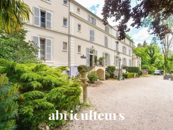 Château du XVIIe – 1000 m² – Proche Paris – Morigny-Champigny