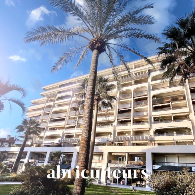 Villa d’exception 227 m² – Vue mer panoramique – Piscine – 6 chambres – Le Cannet