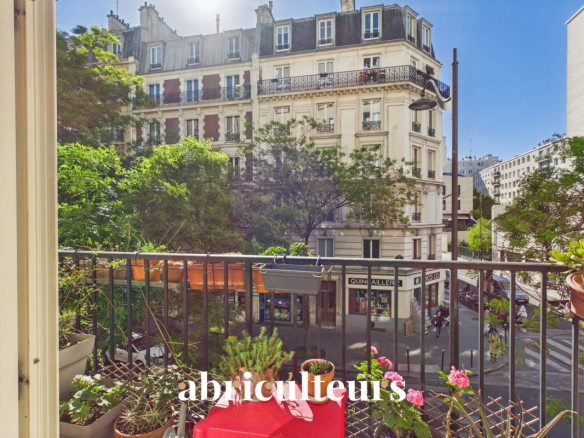 Bright 2-bedroom apartment of 63 m² – Michel Bizot – Paris 12