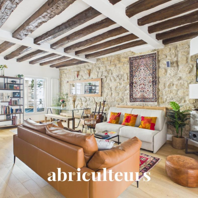 Luxury real estate photo | Charming Properties