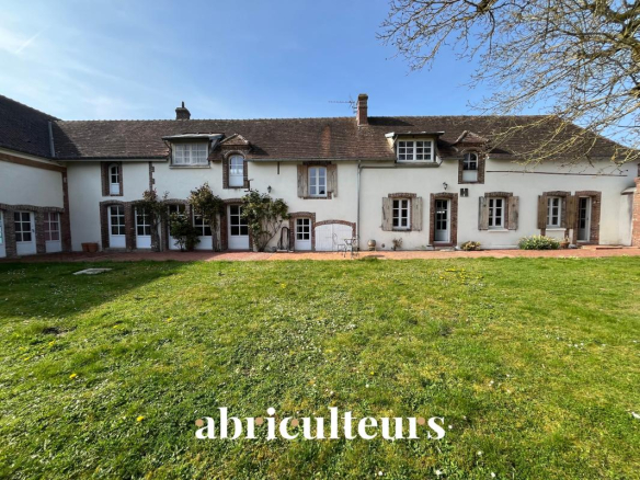 Renovated 19th century style house with garden in Croisilles, France.