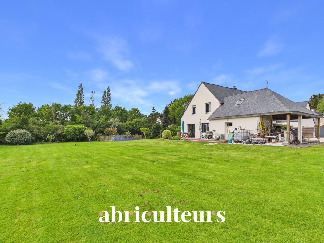 Maison contemporaine à Carnac Maison familiale récente avec jardin et terrasse à Carnac, 7 pièces, 159 m².