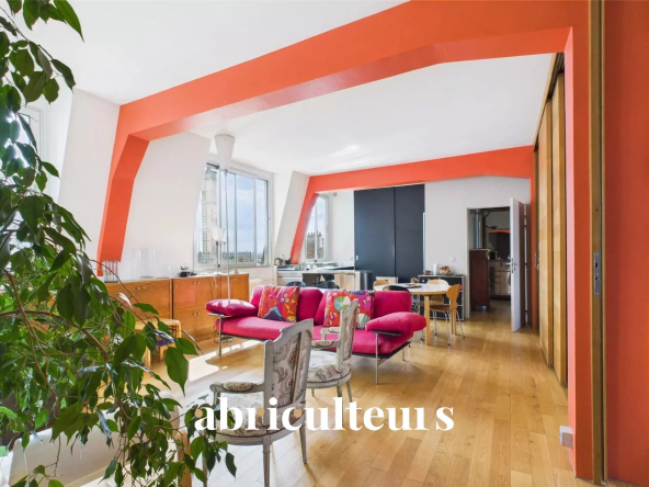 PARIS 10 – RARE – APPARTEMENT ESPRIT ATELIER DE 118 M2