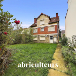 Grande Meulière à Rénover – 282 m² avec Fort Potentiel à Thiais