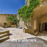 Somptueuse maison T5 avec cour et bassin à Rognes 13840