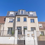 Large family house or investment project - 14 rooms - 300 m² - Antony (92160)