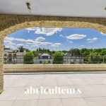 Exceptional duplex opposite the Bois de Vincennes - 212 m2 with 35 m2 full sky terrace