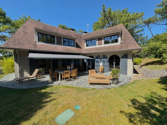 Superbe villa de 200m2 avec studio indépendant