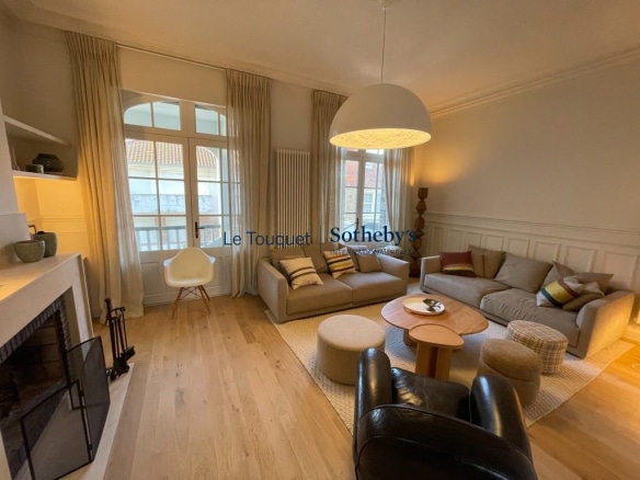 Luxury real estate photo | Charming Properties