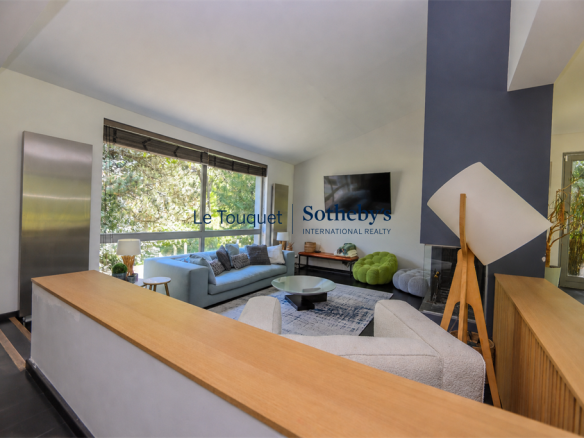 Luxury real estate photo | Charming Properties