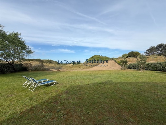 Luxury real estate photo | Charming Properties