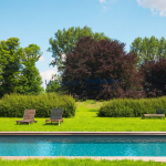 Elegant character property on 3 hectares