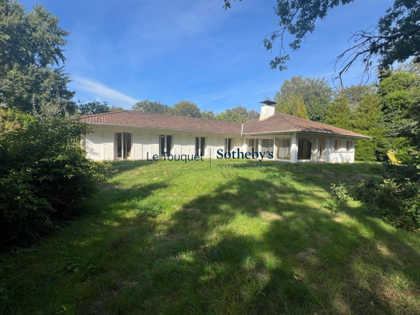 Villa secteur Golf – Beau potentiel